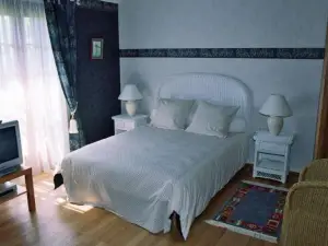 Suite Yéménite Confortable Pmr à Futeau - FR-1-585-106
