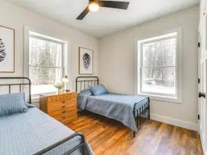 Walk to Beach & Sebago Lake: Luxe Family Getaway!