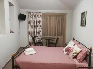 Corner House
