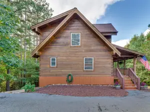 Blue Ridge Mountain Cabin Deck, Grill and Fire Pit!