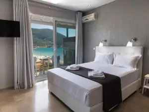 Ponti Beach Hotel