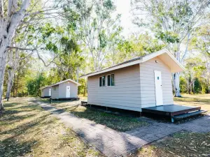 Kangarooms Noosa Everglades