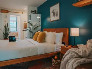Willow Pond Motel