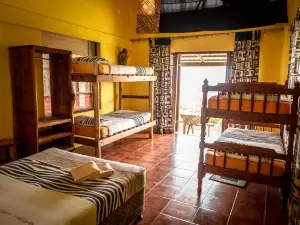 Ku-Boboyi River Lodge