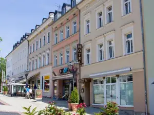 加尼克羅斯特馬爾特酒店