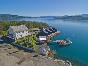 Finsnes Gaard