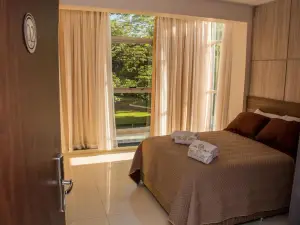 Serpyl Plaza Hotel