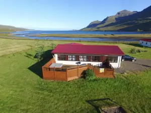 Óseyri Farmhouse