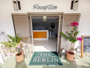 T H E Berlin Studios and Suites