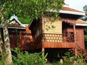 라자보리 빌라 리조트