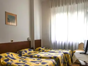 Domus Hotel
