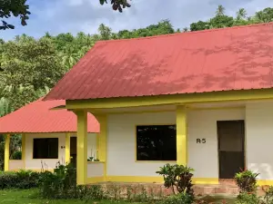 Pintuyan Dive Resort