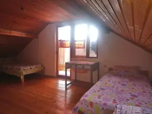 Guest House Little Heaven
