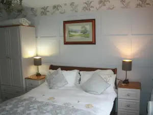 School House Cottage B&B and Tea Garden