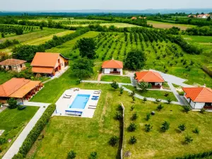 Apartmani Čalane