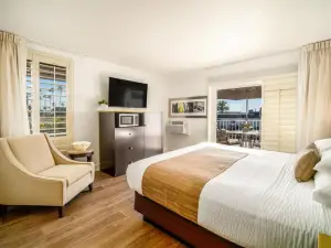 Little Inn by the Bay Newport Beach Hotel