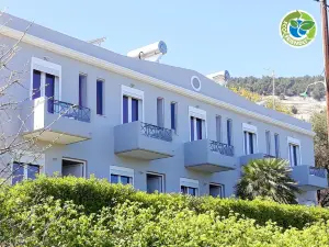 Point Twins Apartments