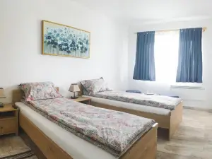 Cazare for-Rest Accommodation