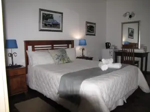 Bel Air Guest House