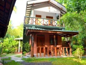 Eco Tree House in Green Park