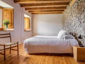 Cal Calsot Casa Rural "Adults Only"
