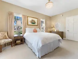 Presidents House B & B