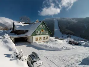Pension Slunečnice & Panorama Restaurace Farma