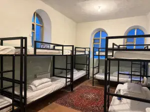 Tumanyan Bathhouse Hostel