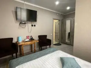 VIP Mini Hotel