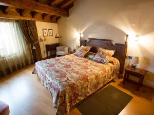 Picos de Europa Suites and Rooms