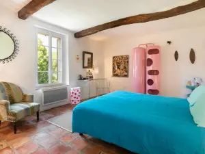 Domaine du Clos d'Alari-Chambres d'hôtes au Milieu des Vignes