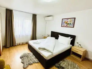 Cazare Colibita Casa Lipan