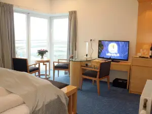 Seafront Hotel
