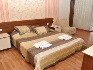 Family Hotel Gradina