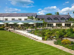 Gibbon Bridge Hotel
