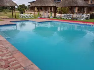 霍約霍約橡果山林小屋