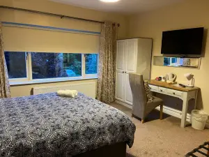 MapleHouse B&B