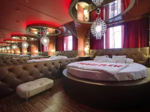 Hotel Corvin