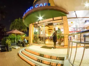 ヒルサイド プラザ ホテル