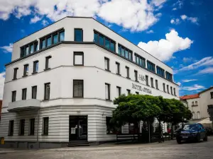 Hotel Opera