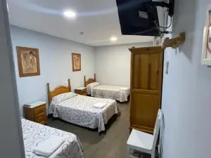 Hostal Tres Hermanos