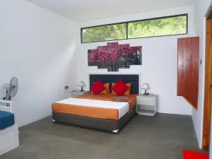 Victoria Hideout