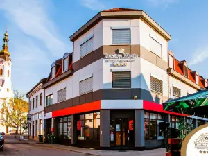 Rustica Nocte Boutique Apartments