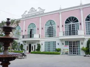 Westgate Residence Hotel
