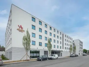 อาบาสโต้ โฮเทล ดาเคา