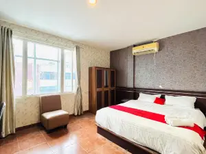 RedDoorz @ Best Hotel Jalan Dr. Sutomo Siantar
