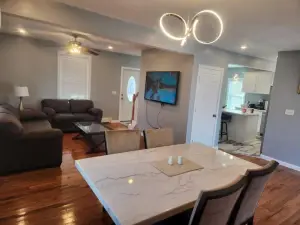 Newly Updated 3 Bedrooms Luxury House