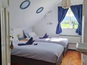 Elvebakk Bed & Breakfast