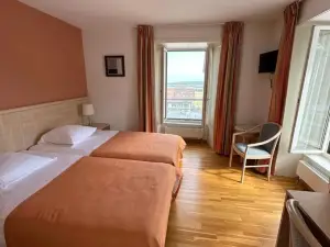 Auberge Aux Deux Sapins