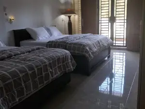 Kana Hasya Homestay "Rumoh Jamee"